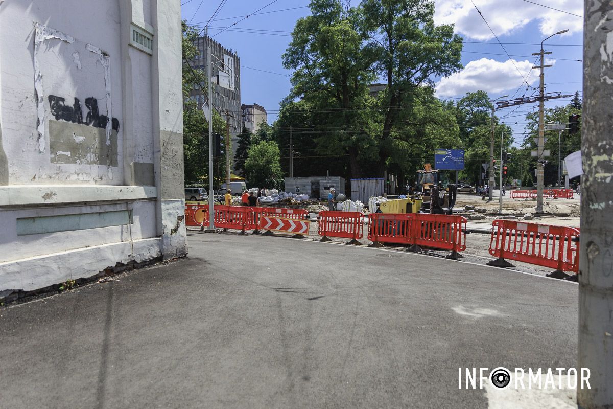 Трамвайний переїзд у Дніпрі