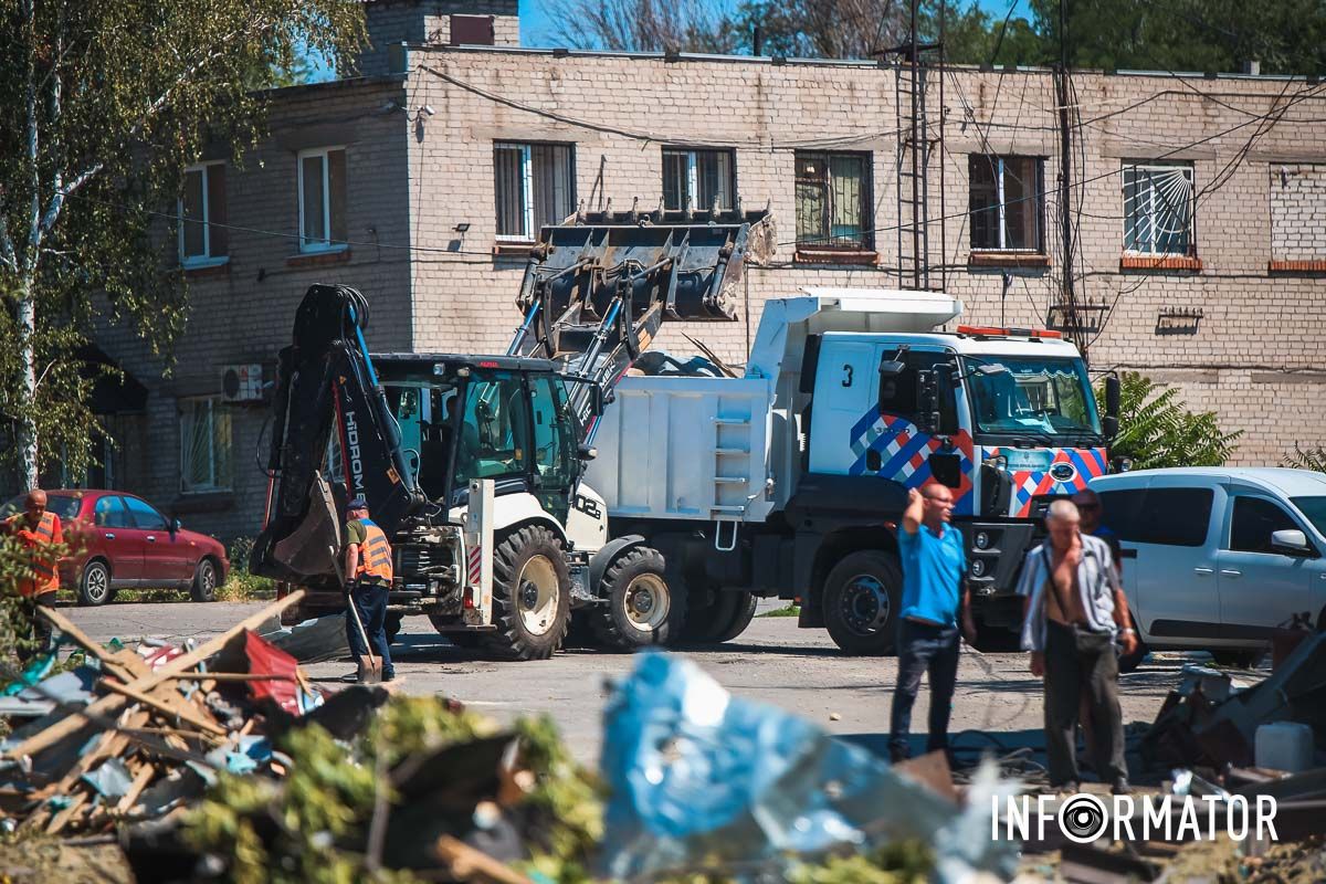 Помогают Помогают