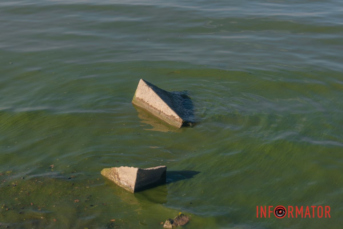 Также мы увидели, что река обмелела, образовав целые полуострова