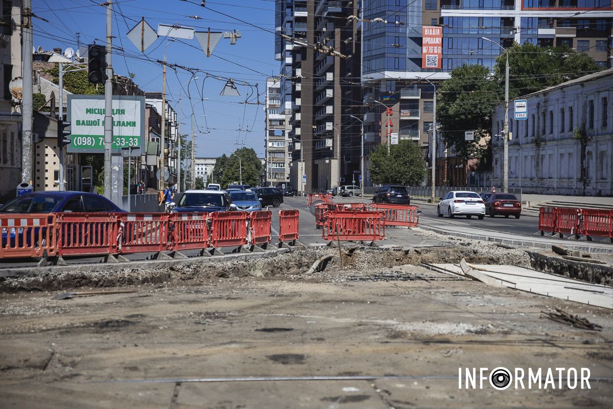 Наразі це вже 9-й трамвайний переїзд, який ремонтують