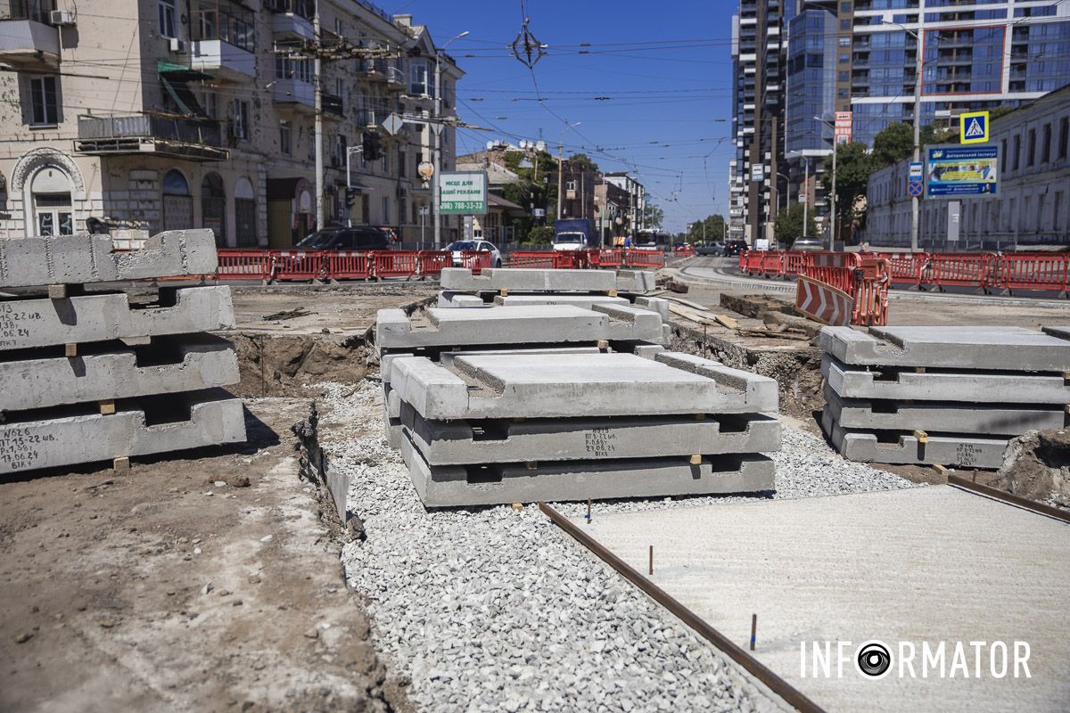 Загалом за час робіт відремонтують 273 метри колії