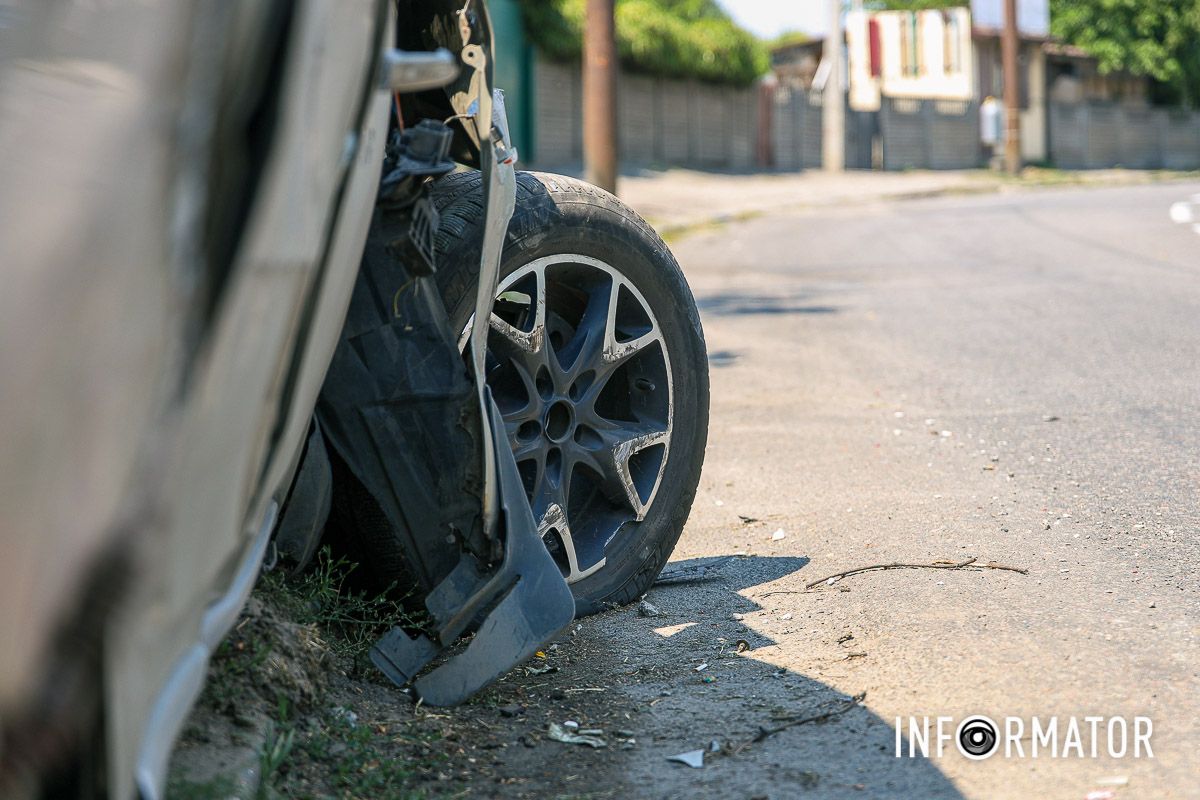 Машину й досі не евакуювали