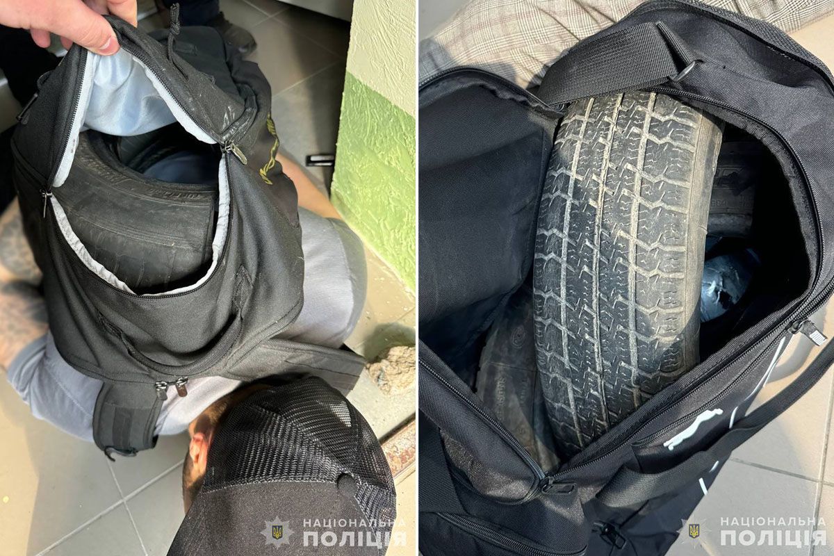 Полицейские устанавливают причастность фигурантов к другим аналогичным преступлениям Полицейские устанавливают причастность фигурантов к другим аналогичным преступлениям