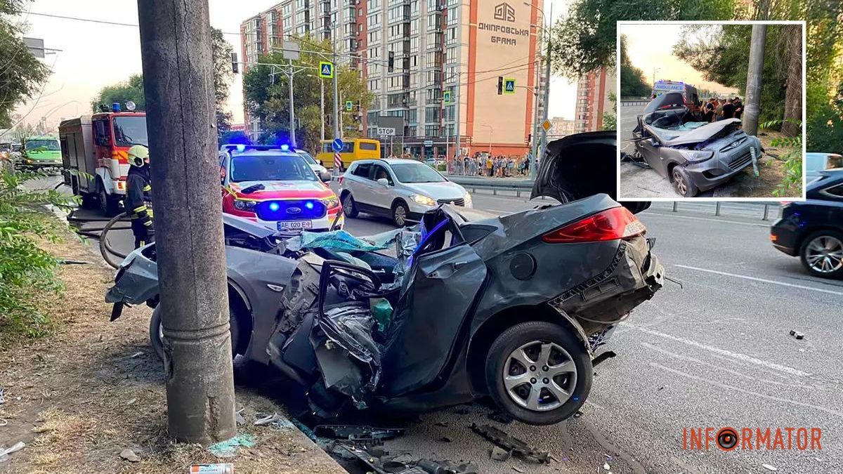 Автомобиль в смятку: в Днепре на Слобожанском Hyundai после столкновения с Audi влетел в столб