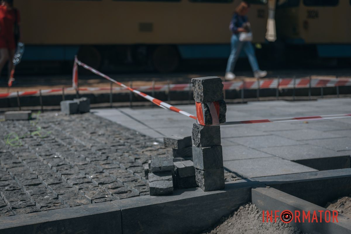 В Днепре на Соборной площади установят первые трамвайные платформы 