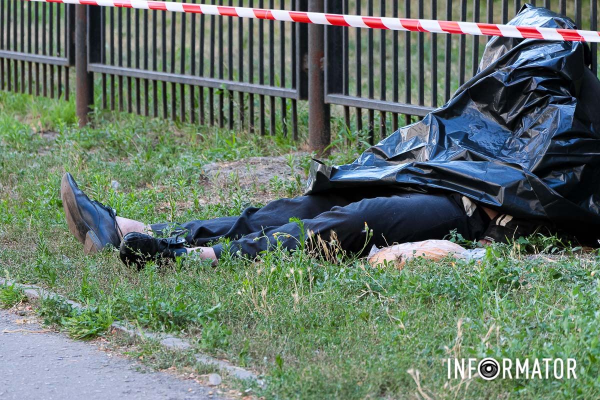 19 липня у Дніпрі, на проспекті Науки, знайшли тіло чоловіка без ознак життя