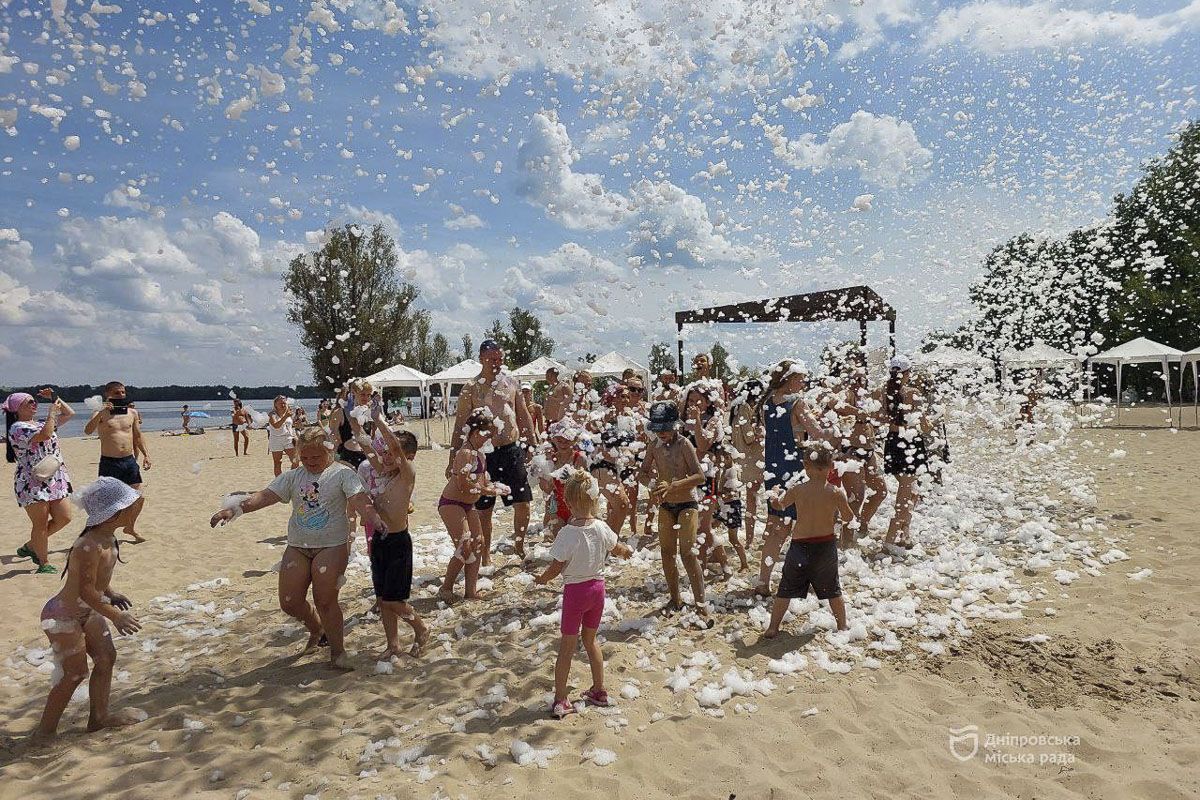 Під час наших заходів ми закликаємо донатити та усіляко підтримувати ЗСУ
