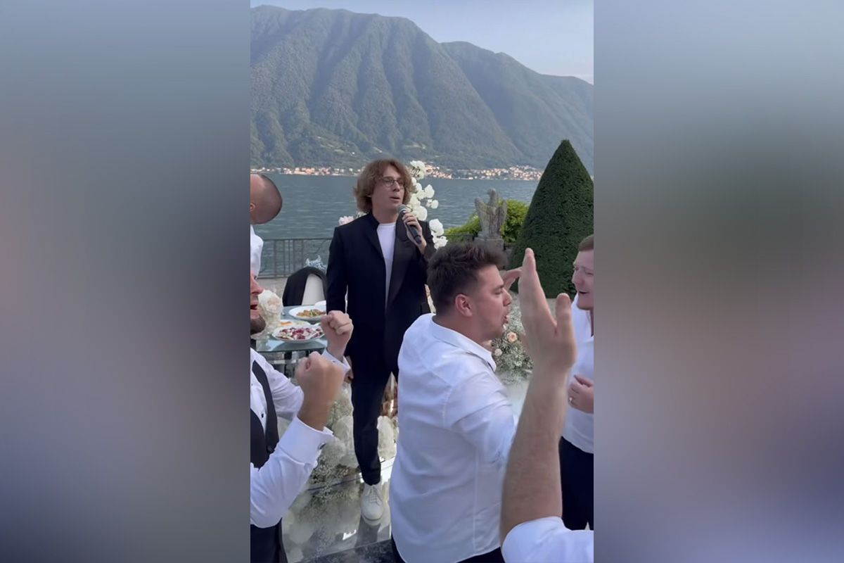 Развлекал гостей русский шоумен Максим Галкин Развлекал гостей российский шоумен Максим Галкин