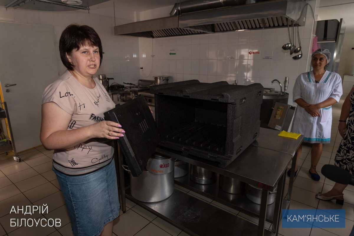 Подготовка к зиме: в Каменском устанавливают генераторы на котельной, которые будут отапливать больницы, детсады и школы 6