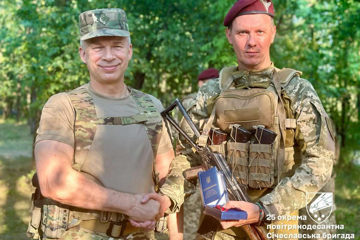 25 окрема повітрянодесантна Січеславська бригада стримує ворога на Покровському напрямку