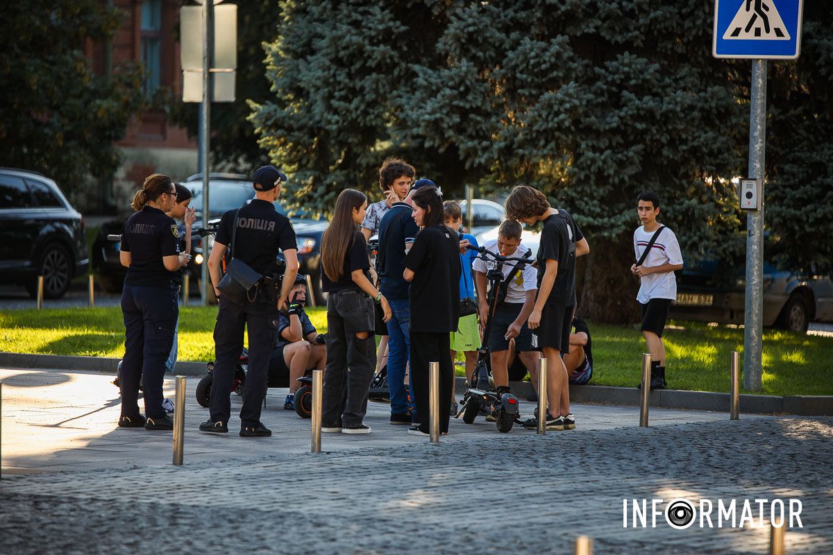 У середу, 24 липня, на площі Шевченка сталася ДТП У середу, 24 липня, на площі Шевченка сталася ДТП