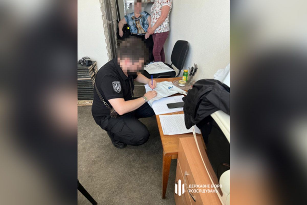 Делкам и военнослужащим сообщили о подозрении