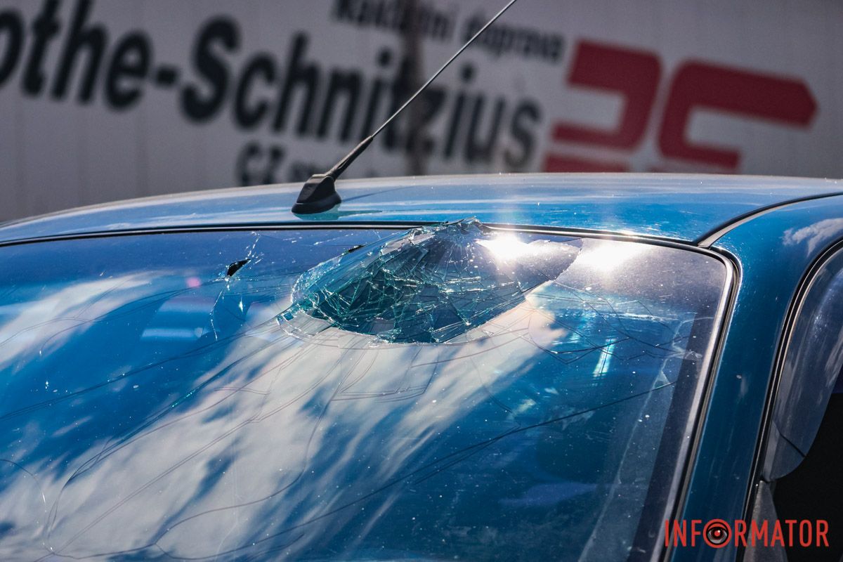 У Дніпрі на Передовій Daewoo влетів у ВАЗ: є постраждалі, рух ускладнений 5