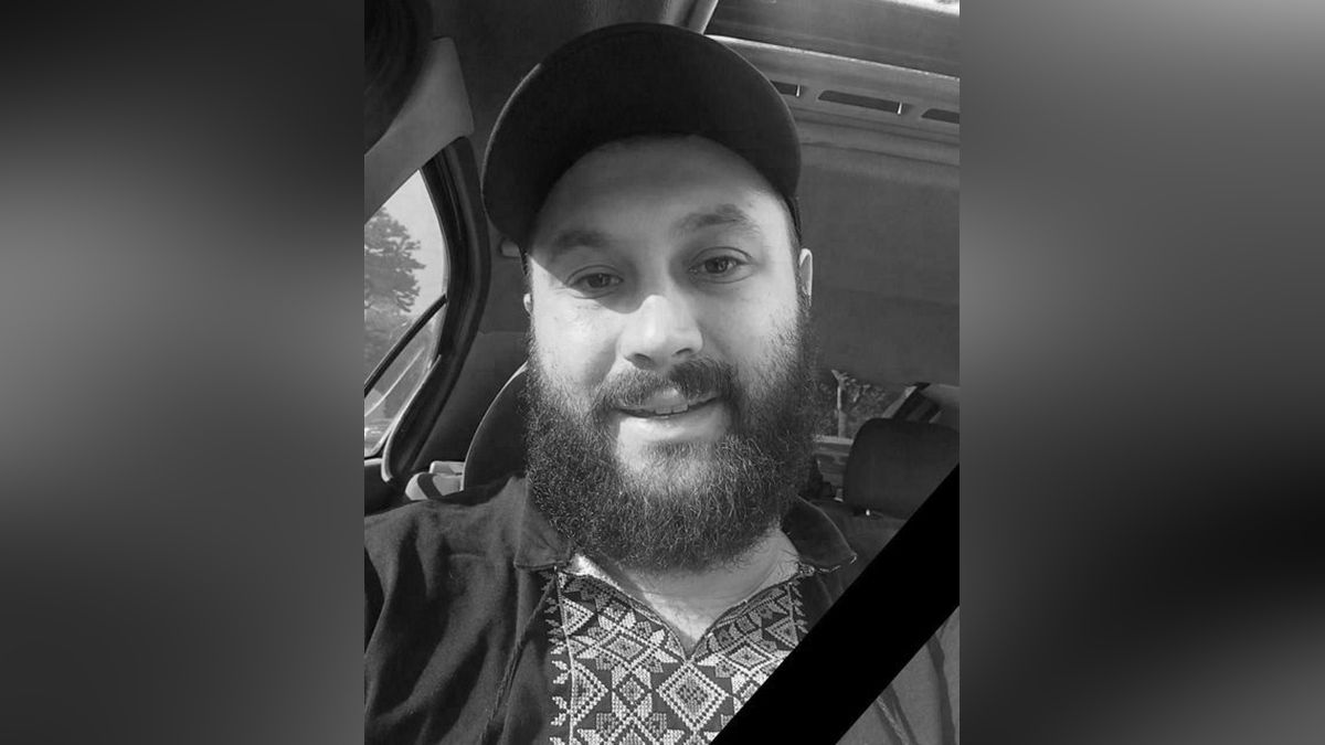 У Дніпрі попрощаються з вбитим 32-річним активістом Михайлом Тонконогим