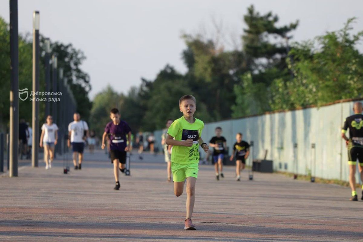 Дитячі забіги на 10k Night Run 2024 Дитячі забіги на «10k Night Run 2024»
