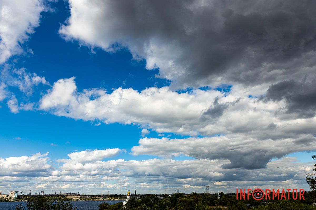 Необычный мир перед мечтательными глазами: Днепр накрыли нежные воздушные облака 18