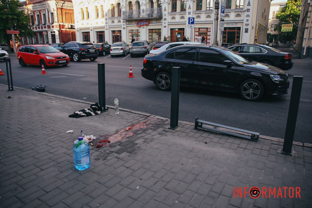 У Дніпрі на Лазаря Глоби Volkswagen збив людину: рух ускладнено 2