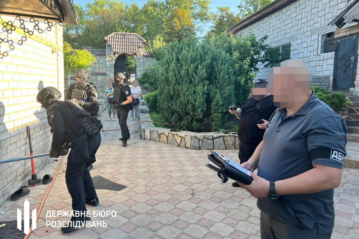 Его в апреле 2023 года организовал 50-летний житель Запорожья Его в апреле 2023 года организовал 50-летний житель Запорожья