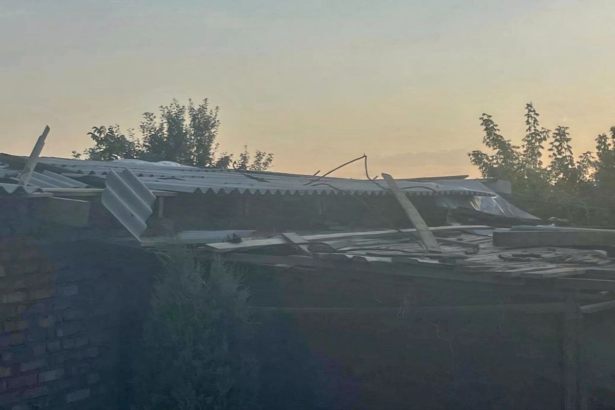 Агресор бив з артилерії по мирному місту Агресор бив з артилерії по мирному місту