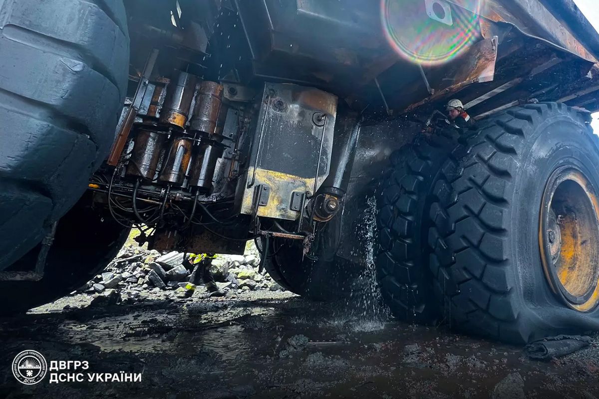 Велика вантажівка