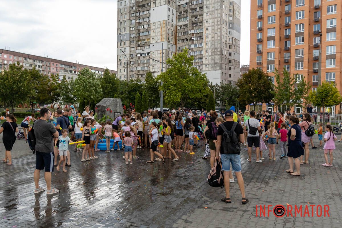 Діти на Лівобережному в самому центрі подій Діти на Лівобережному в самому центрі подій