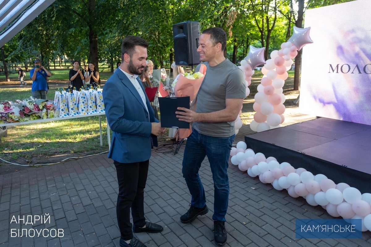 "Благодарю нашу молодежь за активную жизненную позицию", - Андрей Белоусов «Возможности и реализации всех замыслов»: в Каменском прошли торжества в канун Дня молодежи 5