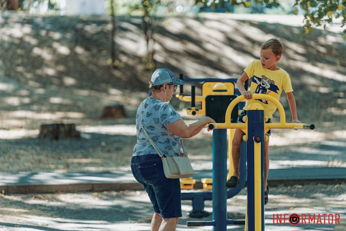 В Днепре у улицы Кирилла Осьмака обновят сквер 23