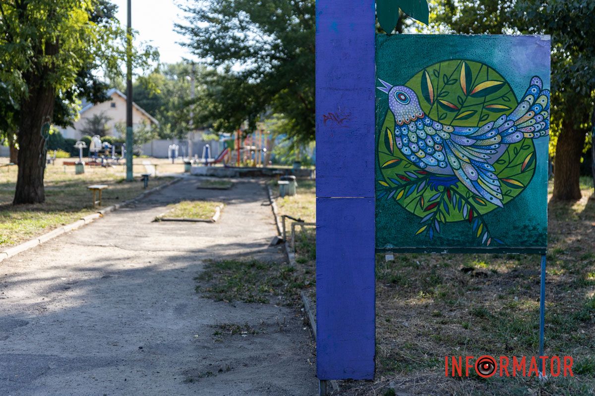 У Дніпрі на Новокримській дитячий сквер «Чижик» потребує оновлення: як він виглядає 12