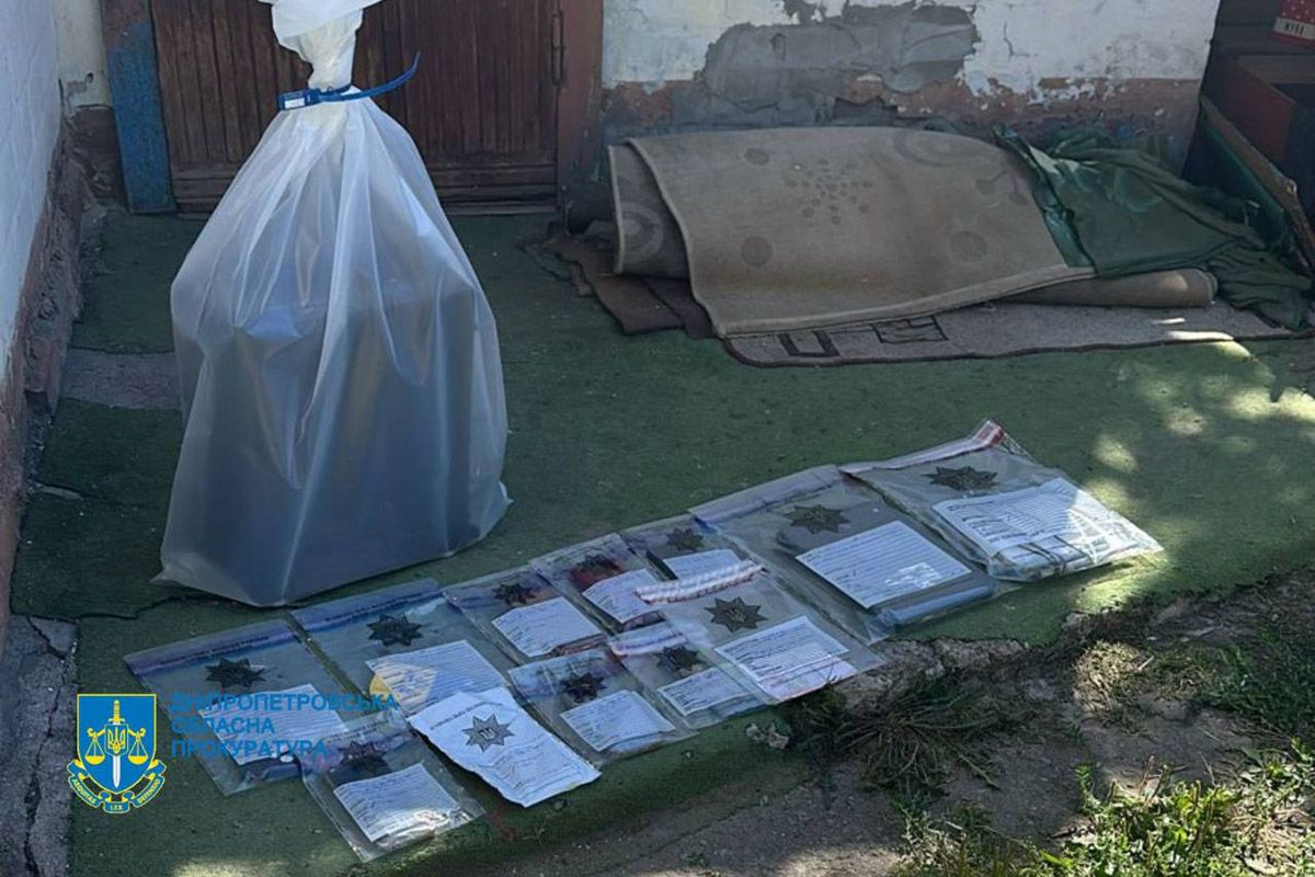 В этом ему помогали знакомый и еще один сын, которому 18 лет В этом ему помогали знакомый и еще один сын, которому 18 лет