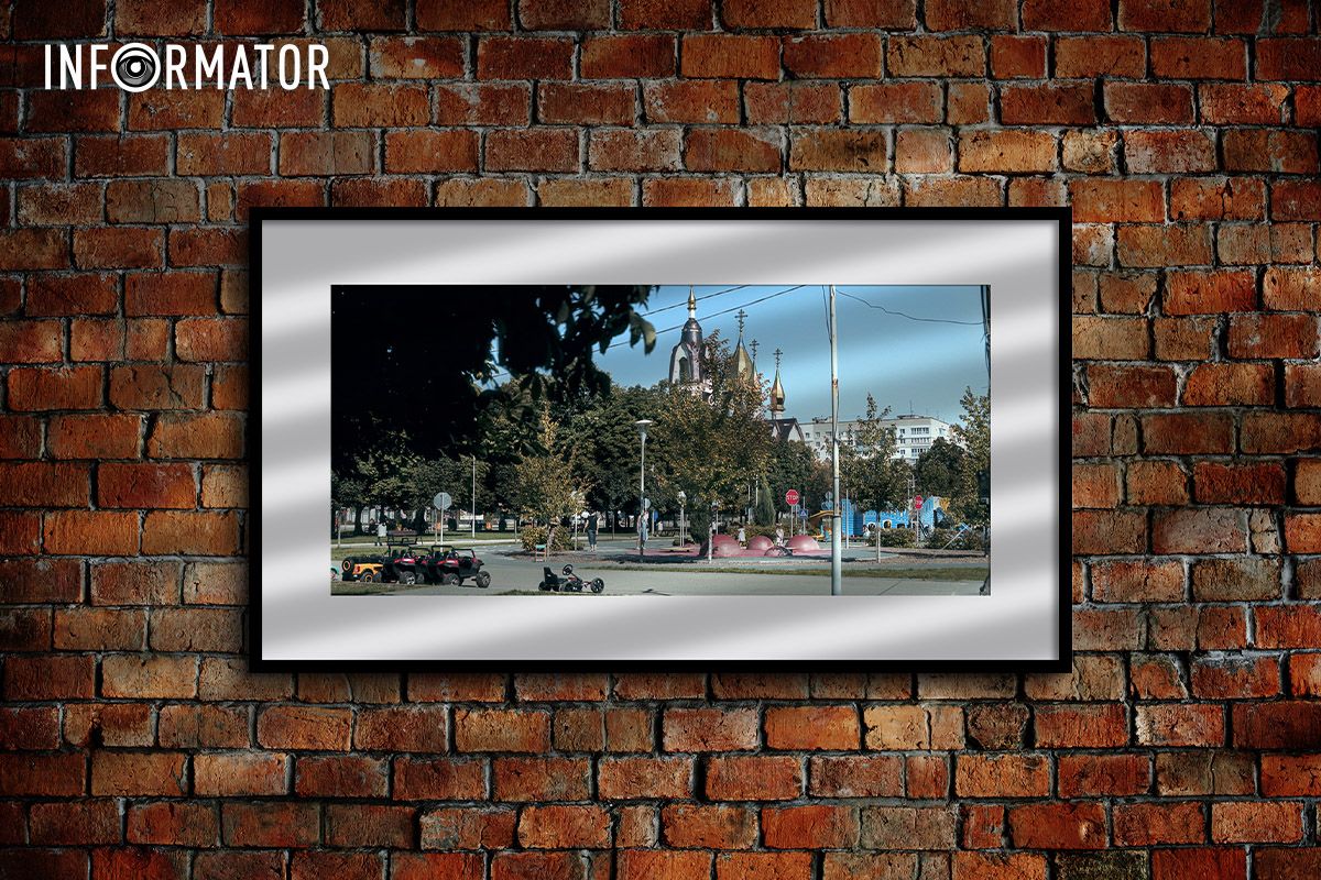 Як у художній галереї: як виглядає сквер Усачова в Дніпрі в стилі фотовиставки 7