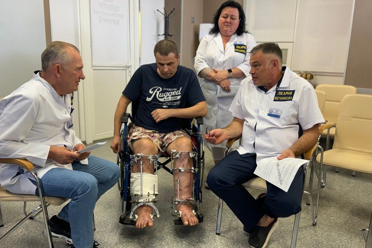 Дніпровські медики лікують 36-річного Євгена з села Євдокіївка Магдалинівського району Дніпровські медики лікують 36-річного Євгена з села Євдокіївка Магдалинівського району