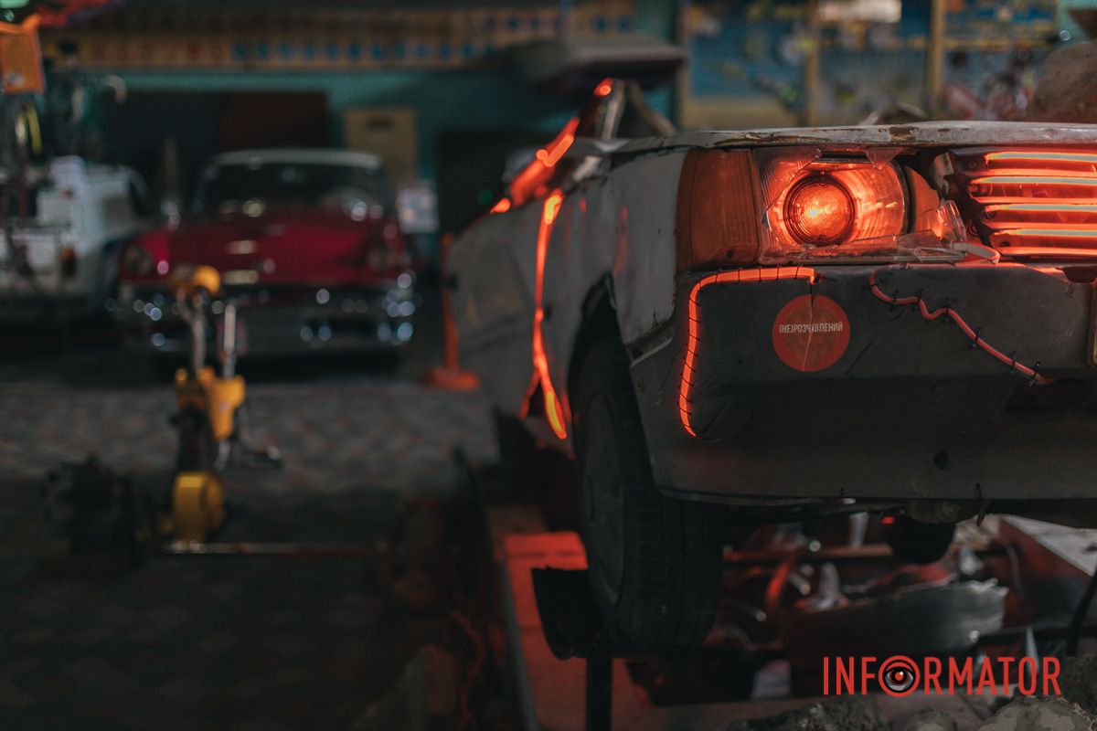 Вижила під завалами, мов Термінатор: у музеї “Машини Часу” у Дніпрі показали “(Не)розчавлену Таврію" 37