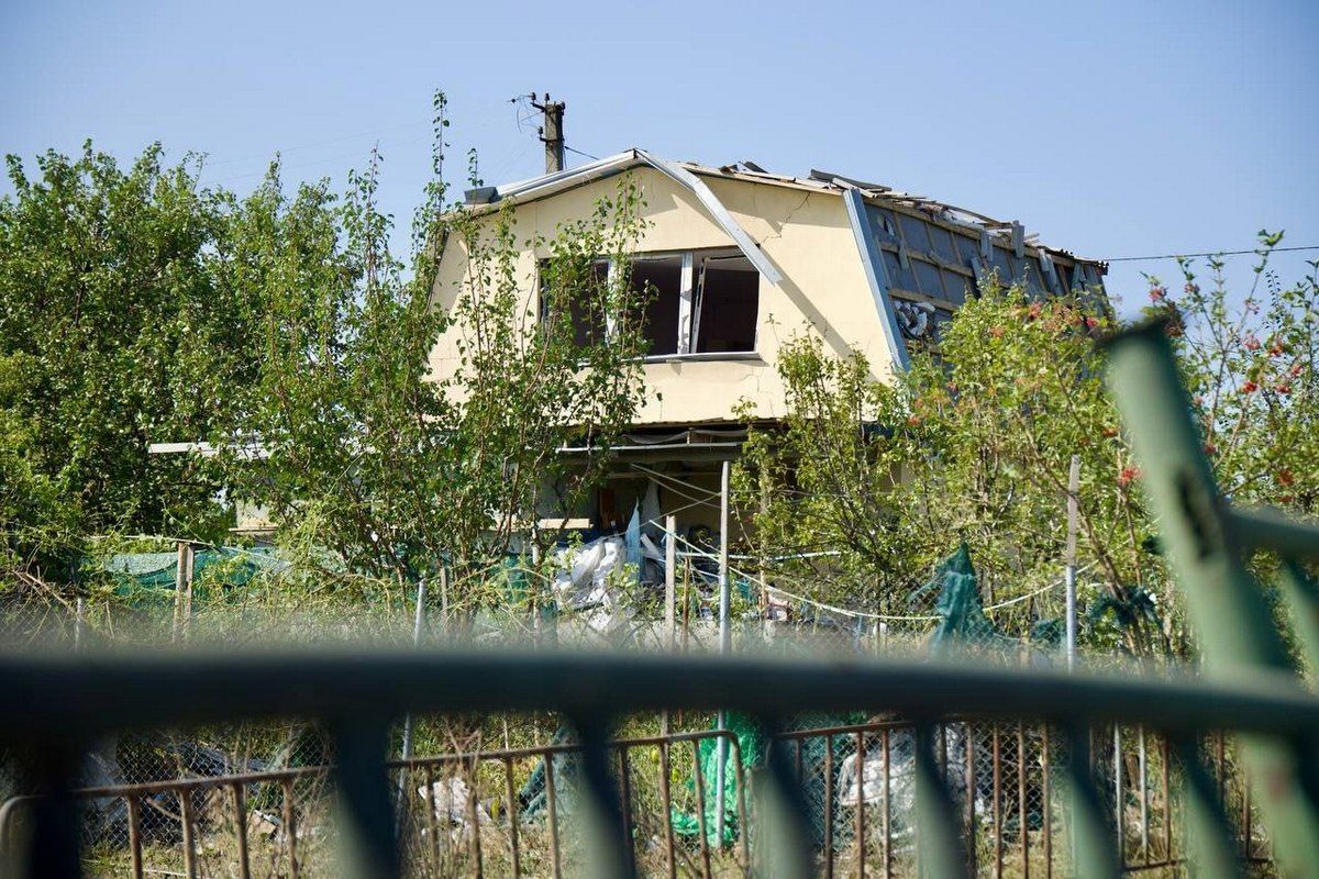 Вибиті вікна