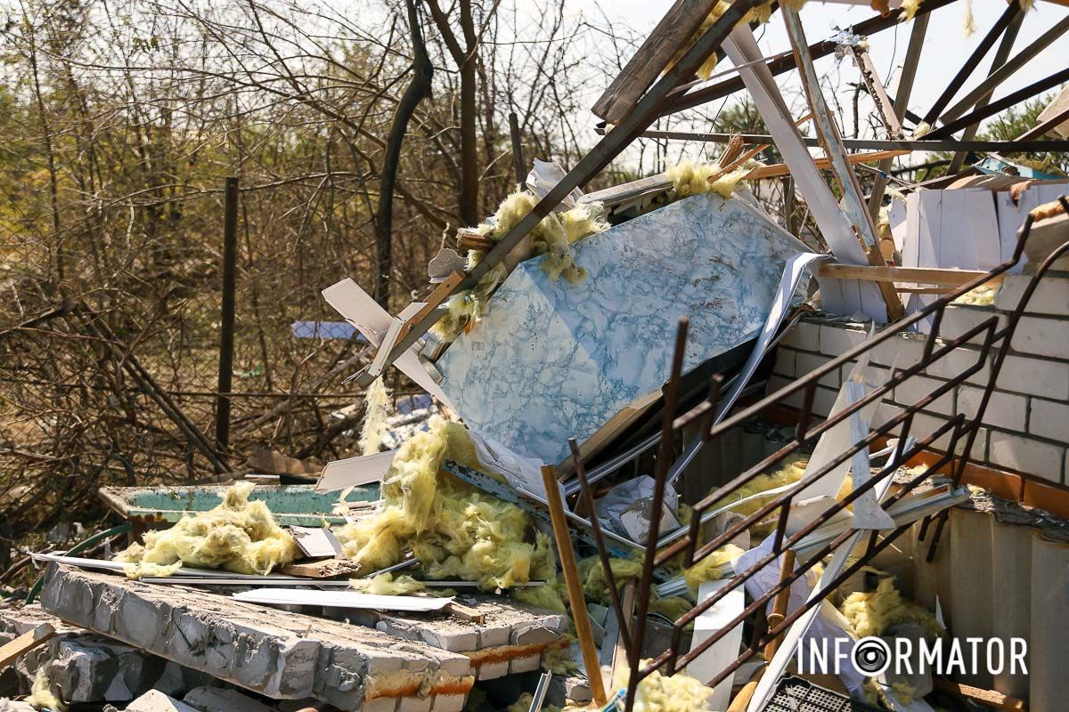 Попадания в Днепровском районе: как выглядит место удара, где погиб мужчина 27