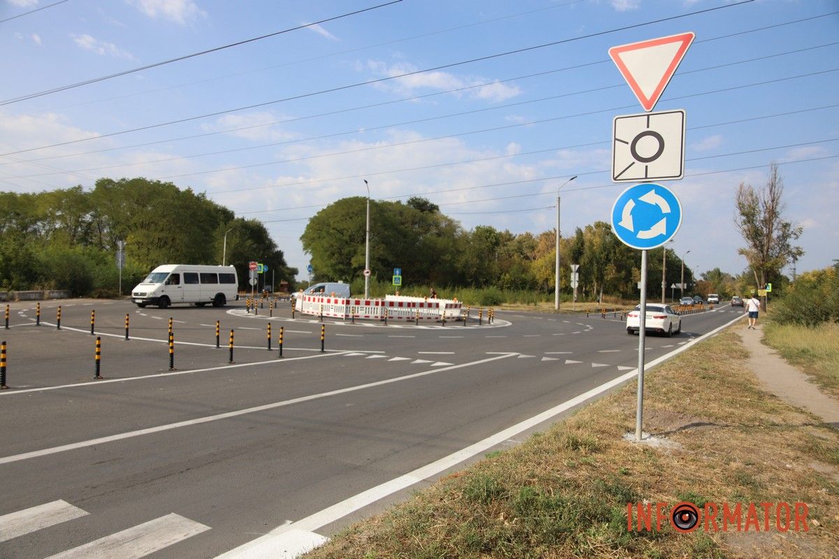 Самая разметка также нанесена на дорожное покрытие В Днепре на проспекте Богдана Хмельницкого появилась кольцевая развязка 9