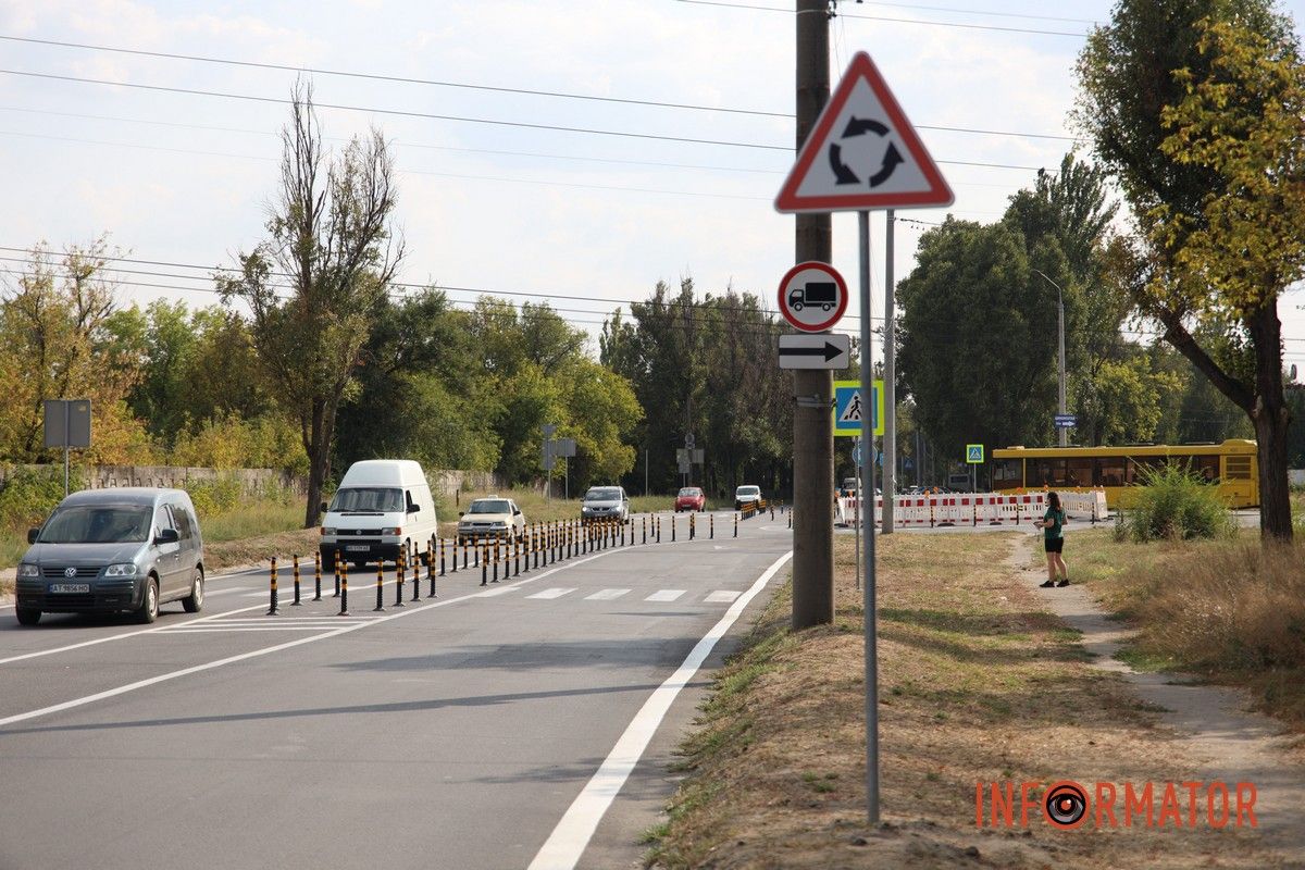 На этом участке активно интенсивное движение В Днепре на проспекте Богдана Хмельницкого появилась кольцевая развязка 7