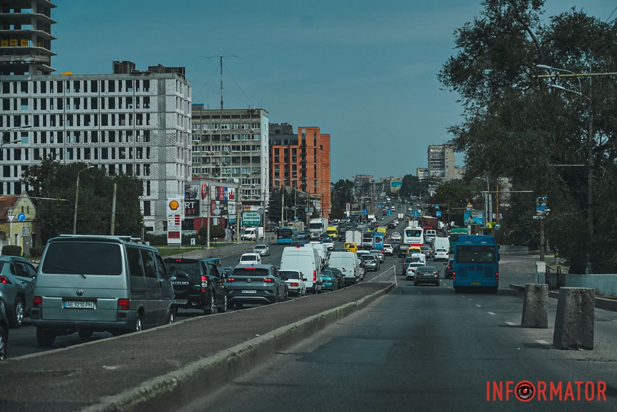 У Дніпрі через відключення світла місто поринуло в затори 5