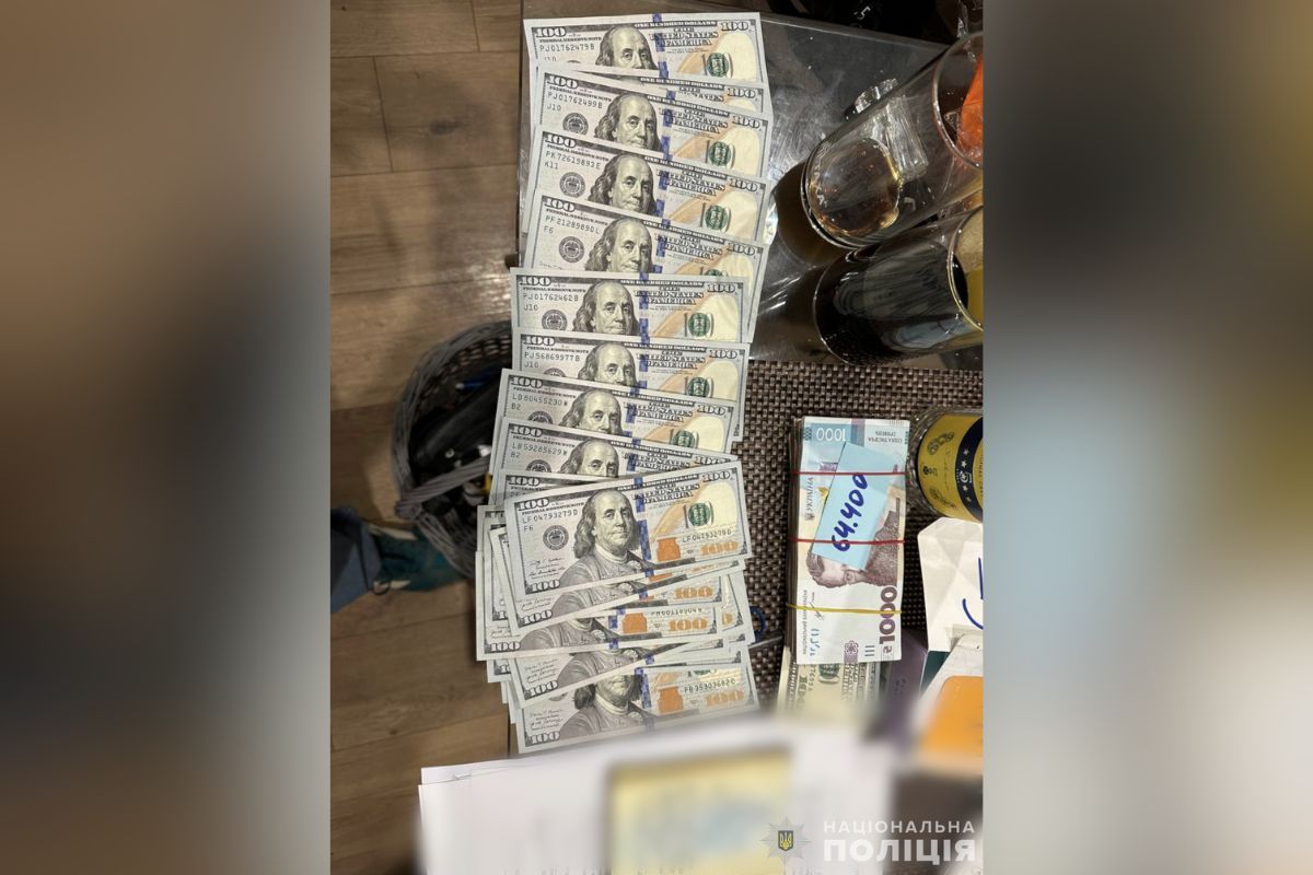 Наразі фігуранти знаходяться під вартою без права внесення застави Наразі фігуранти знаходяться під вартою без права внесення застави