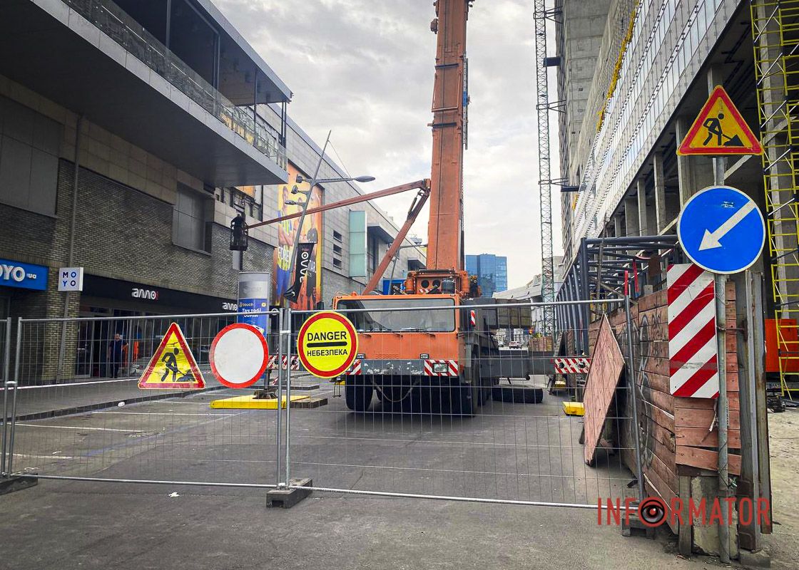 Речь идет о участке рядом с ТРЦ 