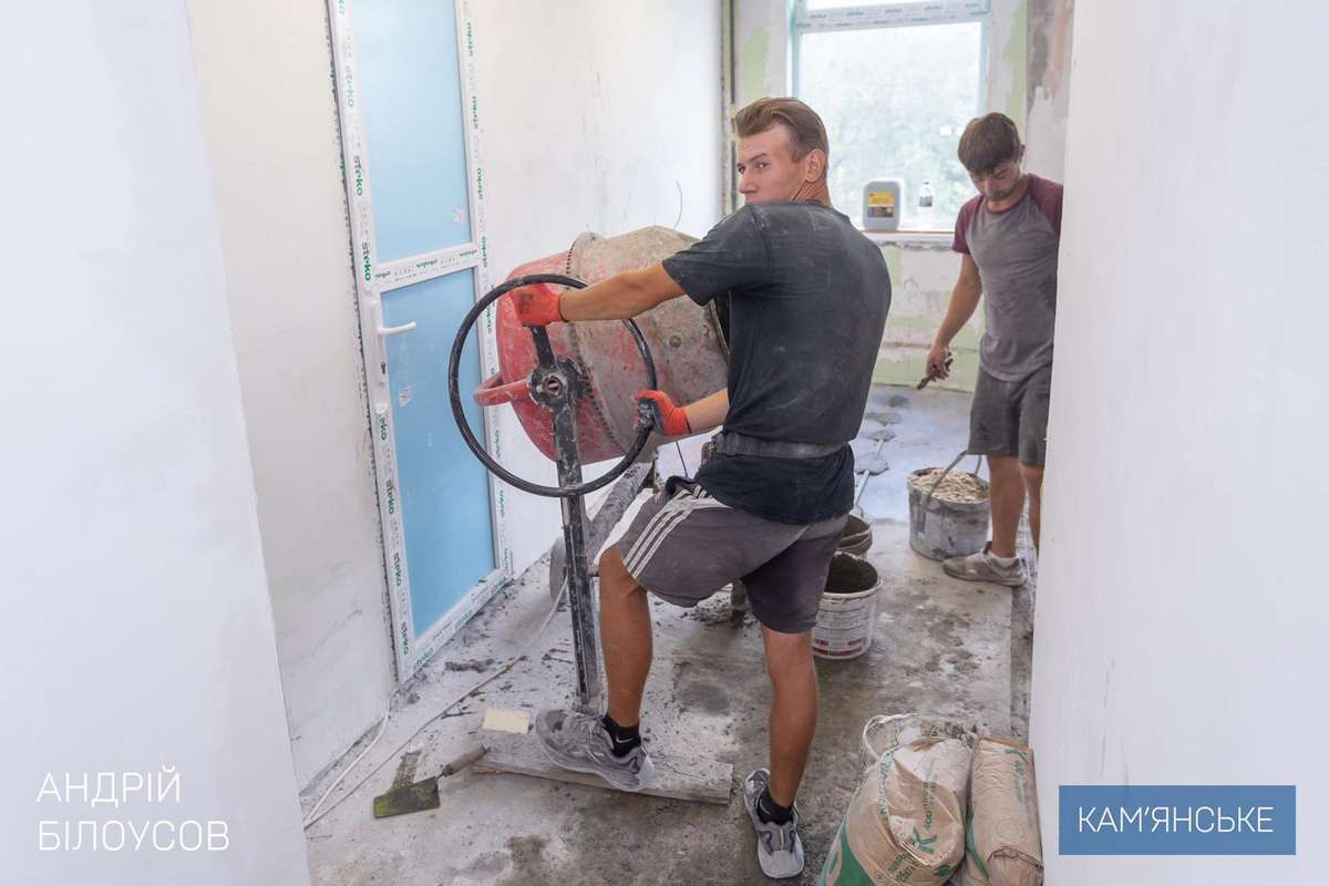 Вони включають в себе заміну комунікацій та внутрішній ремонт приміщень, утеплення фасадів, благоустрій території  Грант Європейського Інвестиційного банку: у Кам’янському ремонтують лікарні 5