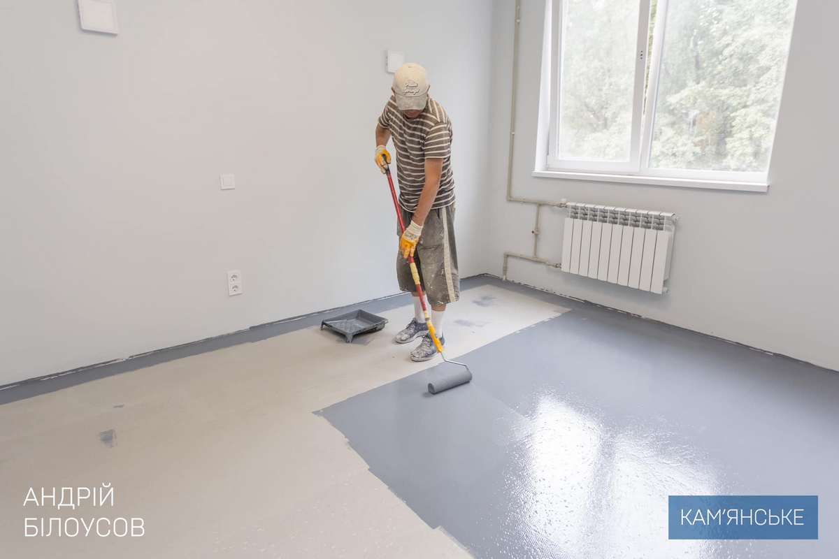 У 8-й та 9-й лікарні роботи вже тривають Грант Європейського Інвестиційного банку: у Кам’янському ремонтують лікарні 6