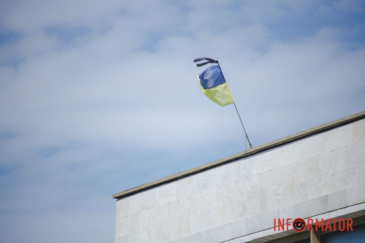 В Днепре провели в засвете руководителя театра оперы и балета Константина Пинчука 18