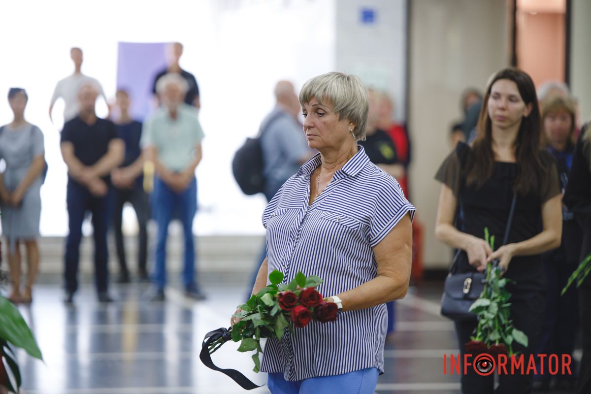 В Днепре провели в засвете руководителя театра оперы и балета Константина Пинчука 36