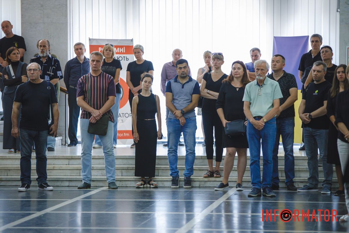 В Днепре провели в засвете руководителя театра оперы и балета Константина Пинчука 25