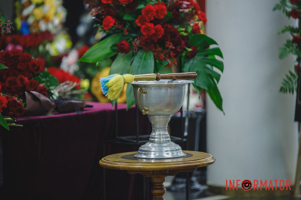 В Днепре провели в засвете руководителя театра оперы и балета Константина Пинчука 26