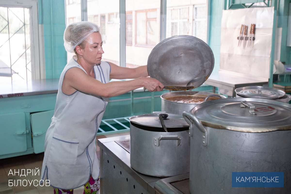 Мер Кам’янського перевірив організацію процесу харчування у школах міста 1