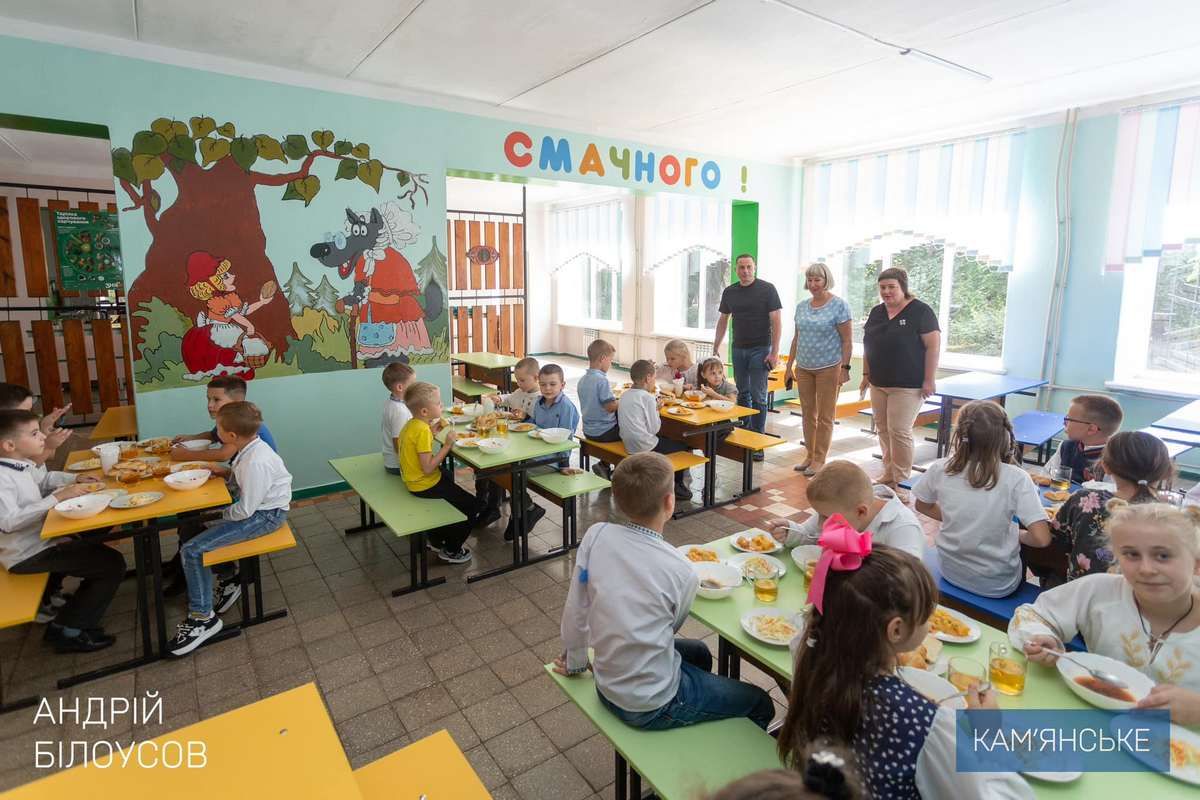 Мер Кам’янського перевірив організацію процесу харчування у школах міста 3