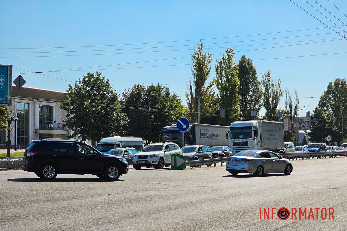 Будьте обережні на дорозі Будьте обережні на дорозі