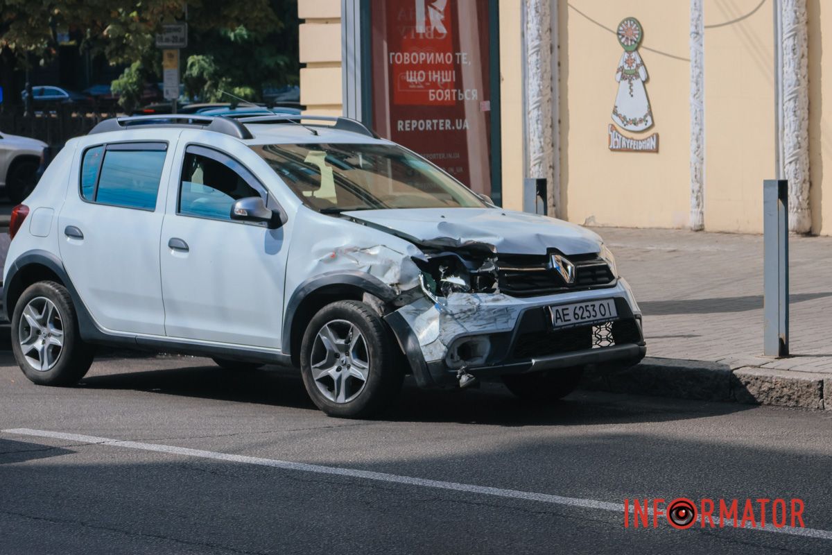 В Днепре на Яворницкого 