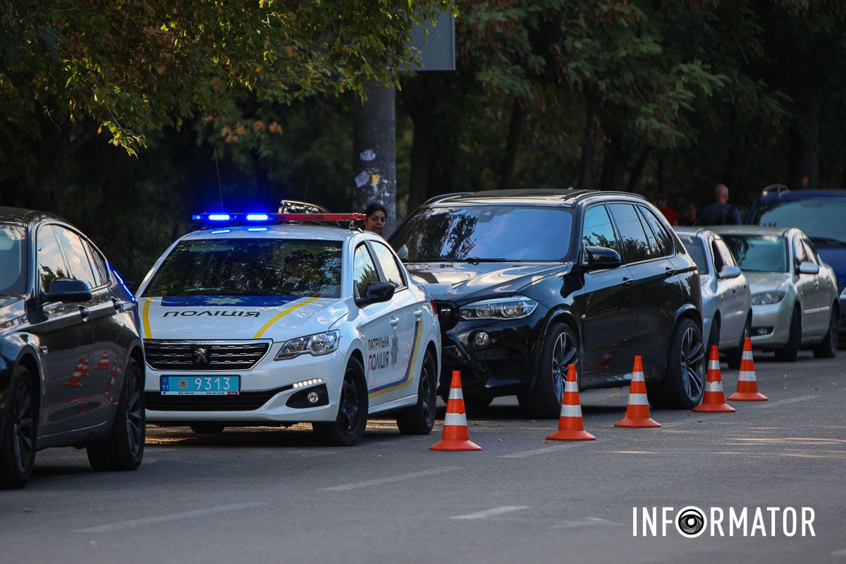 У Дніпрі на проспекті Миру BMW на пішохідному переході збив 10-річного хлопця: дитина в лікарні 7